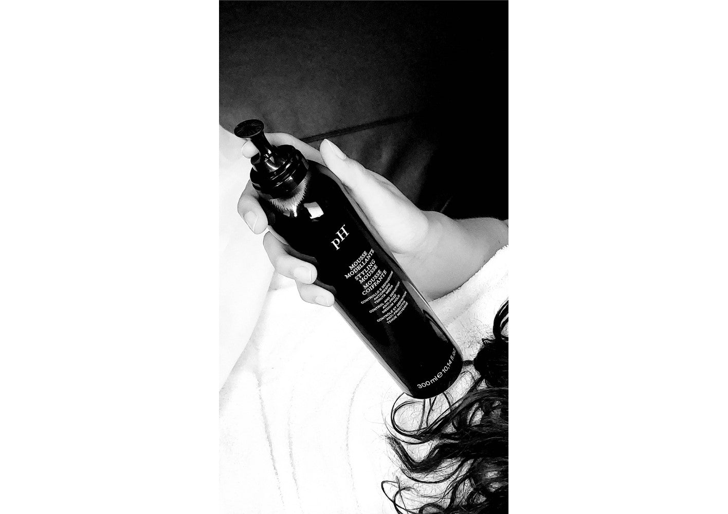 Spumă modelatoare pH Laboratories STYLE & FINISH STYLING MOUSSE 300ML