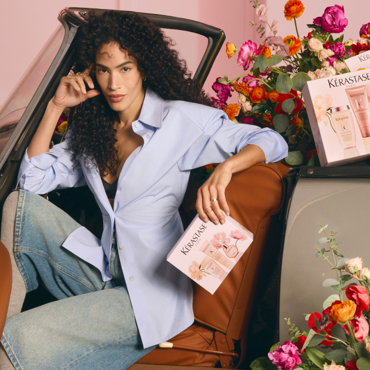 Set Kérastase Gloss Absolu Spring 2026 – Ritual pentru Păr Lung cu Efect Anti-Frizz și Strălucire