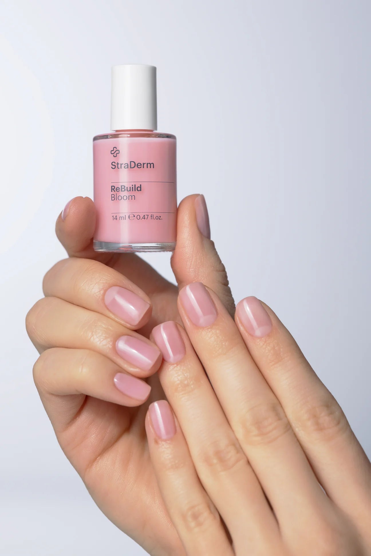 StraDerm ReBuild Bloom – Base Treatment for Fragile Nails with Pink Blur Effect, 14 ml